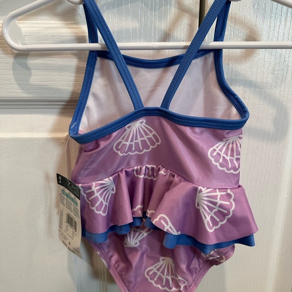 Swimsuit - Picture 2 of 4